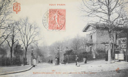 CPA. [75] > TOUT PARIS > N° 542 - Buttes Chaumont , Entrée De La Rue Fessart - (XIXe Arrt.) - 1905 - TBE - Distretto: 19