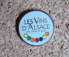 Pin's - Les Vins D'Alsace, Des Grains De Génie - Bebidas