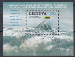 LITHUANIA 1997 Mountains Flag MNH(**) Mi Bl 10 #Lt1118 - Lithuania