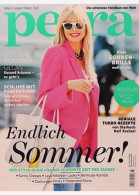 Petra Magazine Germany 2023-07 Heidi Klum - Zonder Classificatie