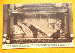 LUINGNE  - MOUSCRON  - Statue De La Petite Thérèse De L'Enfant Jésus - Moeskroen