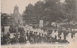 ETRETAT SORTIE DE LA PROCESSION POUR LA BENEDICTION DE LA MER TBE - Etretat