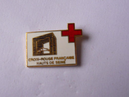 Pin S CROIX ROUGE FRANCAISE HAUTS DE SEINE - Associations