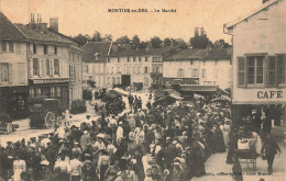 Montier En Dier * La Place Du Village Un  Jour De Marché * Foire Marchands * Café - Montier-en-Der