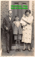 R359464 Family Photo. A Man With A Woman And Two Children. 1938 - World