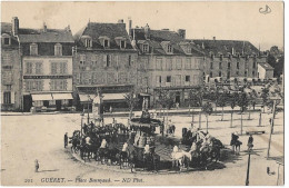 CPA - GUERET - Place Bonnyaud - Animée - Chevaux - Guéret