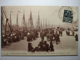 BOULOGNE-SUR-MER - Le Quai Gambetta. Départ Des Pêcheurs Pour L'Islande - Boulogne Sur Mer