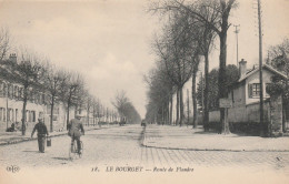 REF.AC . CPA . 93 . LE BOURGET . ROUTE DE FLANDRE - Le Bourget