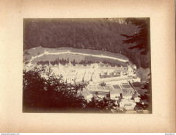 LA GRANDE CHARTREUSE VUE GENERALE DU COUVENT FIN 19em PHOTO ORIGINALE 17x13CM COLLEE SUR CARTON DE 24x18cm - Anciennes (Av. 1900)