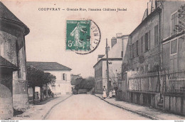 COUPVRAY GRANDE RUE L'ANCIEN CHATEAU - Autres & Non Classés