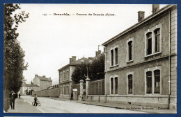 GRENOBLE - CASERNE DES BATTERIES ALPINES - FRANCE - Grenoble