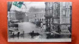 CPA (75) Inondations De Paris.1910. Gare Saint Lazare Et Place De Rome.Taxe 10 Cts (7A.812) - Alluvioni Del 1910