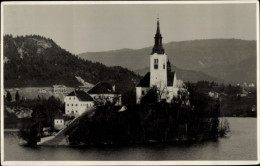 Photo CPA Bled Veldes Slowenien, Teilansicht, Kirche - Slowenien