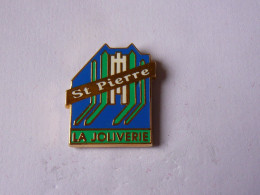 Pin S SUCCES ST PIERRE  LA JOLIVERIE ECOLE PRIVEE A SAINT SEBASTIEN SUR LOIRE 44 - Cities