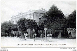 17 CHATELAILLON DEVANT LA GARE LE CAFE RESTAURANT A. PARENT  N°133 - Châtelaillon-Plage