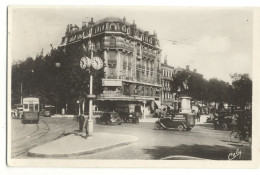 31/ CPSM - Toulouse - Place Jeanne D'Arc Et Carrefour Des Boulevards - Toulouse