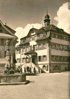12761329 Sarnen Rathaus Mit Bruderklausen Brunnen Sarnen - Other & Unclassified
