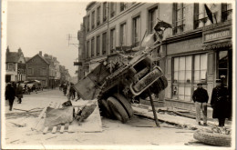 CP Carte Photo D'époque Photographie Vintage Gaillon Eure 27 Accident Camion  - Cars