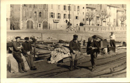 CP Carte Photo D'époque Photographie Vintage Toulon Var 83 Port Pêcheur  - Plaatsen