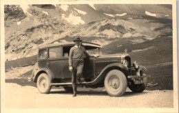 CP Carte Photo D'époque Photographie Vintage Automobile Voiture Auto Homme  - Cars