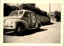 Photographie Photo Vintage Snapshot Amateur Automobile Voiture Auto 4 Chevaux  - Automobiles