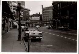 Photographie Photo Vintage Snapshot Amateur Automobile Voiture Maine Banger - Automobile