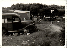Photographie Photo Vintage Snapshot Amateur Automobile Voiture Camionnette  - Automobiles