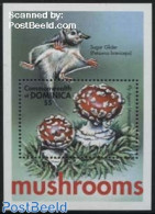 Dominica 2001 Mushrooms S/s, Armanita Muscaria, Mint NH, Nature - Various - Mushrooms - Union - Paddestoelen