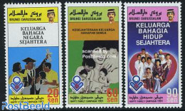 Brunei 1991 Family 3v, Mint NH - Brunei (1984-...)