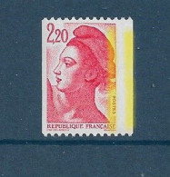 Liberté 2f20 Rouge De Roulette YT 2379q Avec Deux Bandes Phospho à Droite. Pas Courant, Voir Le Scan. Cote YT : 20 €. - Unused Stamps