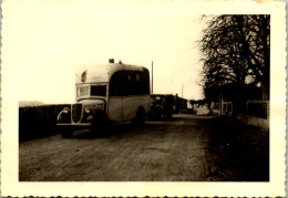 Photographie Photo Vintage Snapshot Amateur Camionnette Camion à Situer - Trains