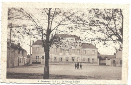 COUÉRON - Le Groupe Scolaire - N°8 J. NOZAIS - Altri & Non Classificati