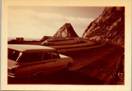 Photographie Photo Vintage Snapshot Amateur Automobile Voiture Auto  - Automobile