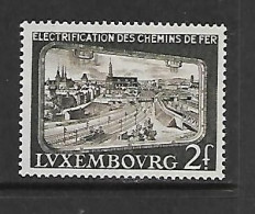 LUXEMBOURG 1956 TRAINS-ELECTRIFICATION DES CHEMINS DE FER YVERT N°517 NEUF MNH** - Treinen