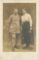 Couples - Carte Photo - Militaire - CPA - Voir Scans Recto-Verso - Parejas