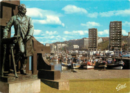 62 - Boulogne Sur Mer - La Statue De Frédéric Sauvage - Les Chalutiers Et Le Quai Gambetta - Bateaux - CPM - Voir Scans  - Boulogne Sur Mer