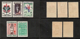 TUNISIA    Scott # 368-72** MINT NH (CONDITION PER SCAN) (Stamp Scan # 1045-1) - Tunisia (1956-...)