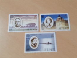 TIMBRES   JERSEY   ANNEE   1985   N  341  A  343   NEUFS   LUXE** - Jersey