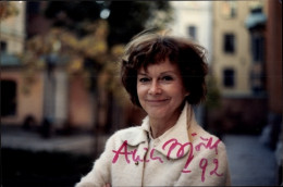 CPA Schauspielerin Anita Björk, Portrait, Autogramm - Actores