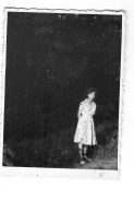 Small Photo ( 6.5cm/8.5cm ) - Girl - Personnes Anonymes