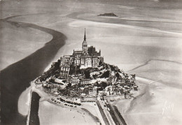 AD393 Le Mont Saint Michel - Le Couesnon Et L'ilot De Tombelaine - Vue Aerienne Aerial View Vista Aerea / Non Viaggiata - Le Mont Saint Michel