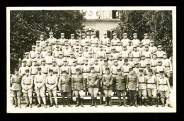 Carte Photo Militaire Soldats Du 403eme Regiment ( Format 9cm X 14cm ) - Regimenten