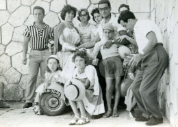 60s ORIGINAL AMATEUR PHOTO FAMILY VESPA SCOOTER PORTUGAL AT27 - Cycling