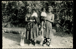 Missions Des Soeurs De La Sainte Famille De La Délivrande En Guinée - Guinée
