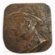 Médaille Plaque Uniface Fonte Viel Homme, Signé B.D - Royal / Of Nobility