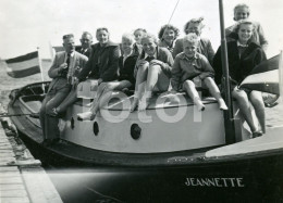 1951 REAL AMATEUR PHOTO FOTO JEANNETTE DUTCH BOAT NETHERLAND HOLLAND NETHERLANDS AT137 - Barcos