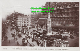 R384391 London. The Strand Showing Charing Cross. S. A. Railway Station. W. H. S - Autres & Non Classés