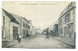 CPA 18 GENOUILLY - La Grande Rue Du Haut Bourg  - Commerces, Animation, Tricycle  - Peu Commune - Chateauneuf Sur Cher