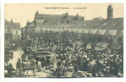 CPA 36 Indre - VALENÇAY - Le Marché - Belle Animation, Attelage, Charrette - Peu Commune - Otros & Sin Clasificación