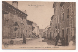 GRANDRIEU  48  LA GRAND'RUE ET L'ÉGLISE PAROISSIALE - Sonstige & Ohne Zuordnung